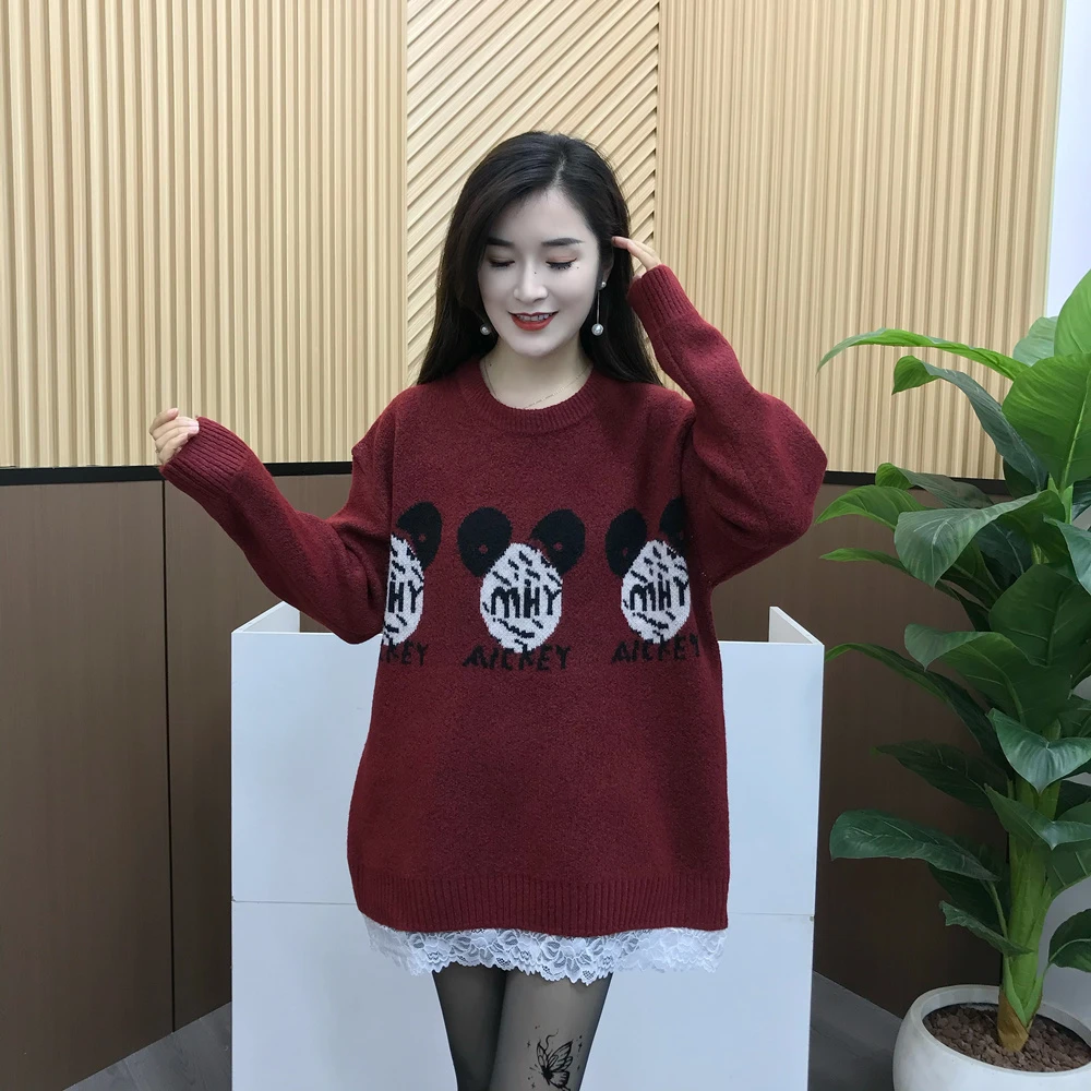 圆领卡通图案针织毛衣女2024冬季新款中长款下摆拼接蕾丝套头上衣