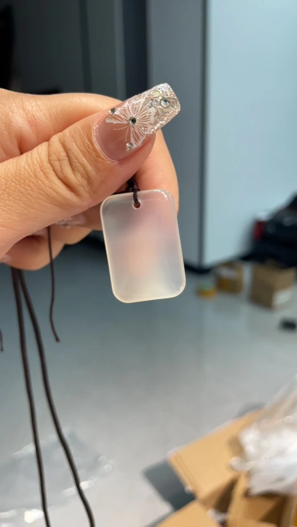 天然玛瑙 无事牌高冰透