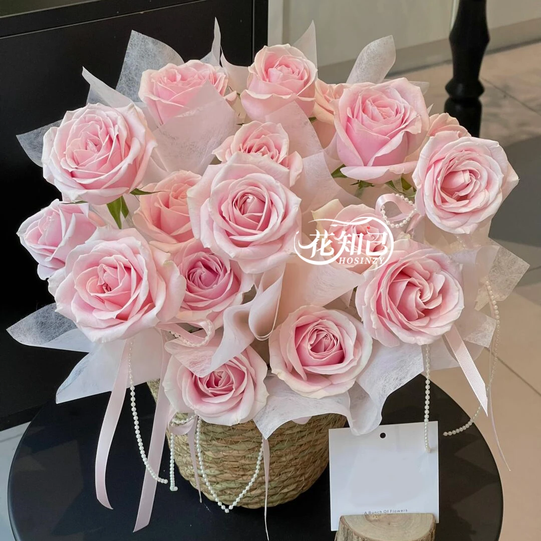 【蜜桃物语】17枝粉玫瑰抱抱桶少女风仪式感花束见面生日礼物送对象送闺蜜同城鲜花小时达同城速配花束鲜花