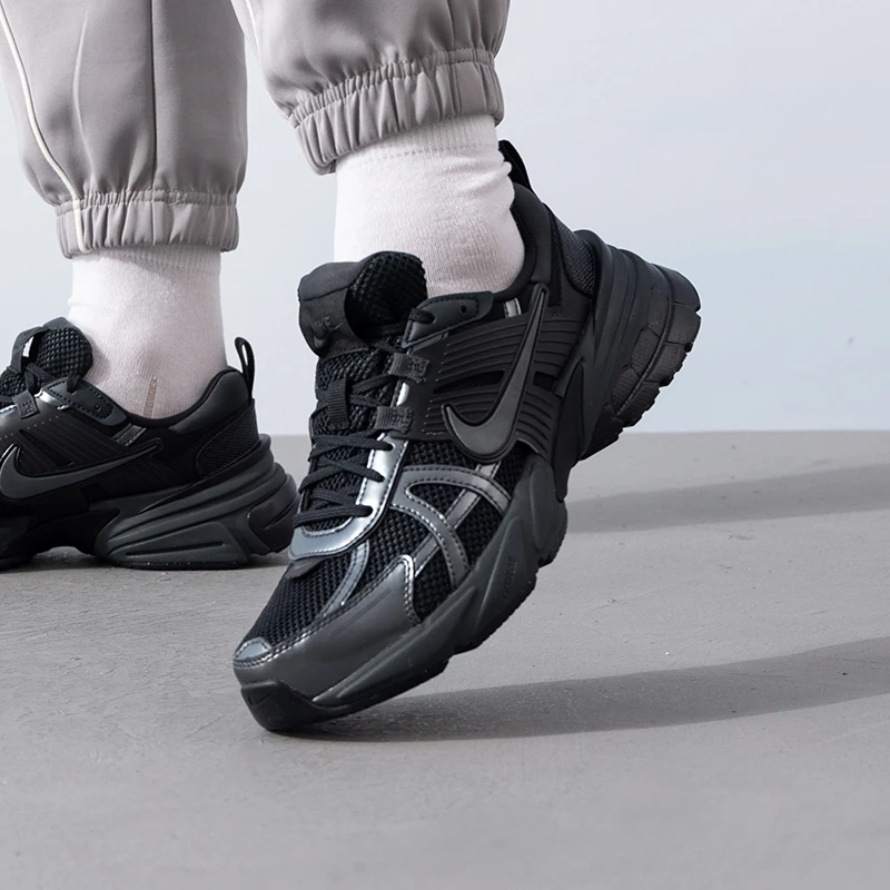 【达人专属】耐克男鞋2025春新款V2K RUN低帮老爹鞋跑步鞋 HJ4497