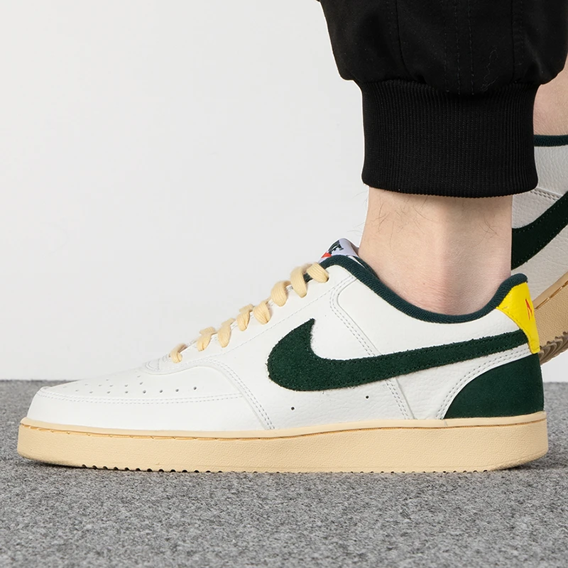 Nike耐克休闲鞋男鞋冬季新款轻便运动鞋皮革拼接低帮板鞋FD0320