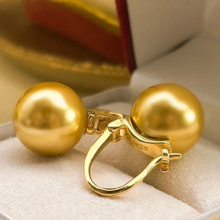 925银仿珍珠耳饰 纯银防过敏茶壶耳坠妈妈款金色大脸古风贝珠耳环