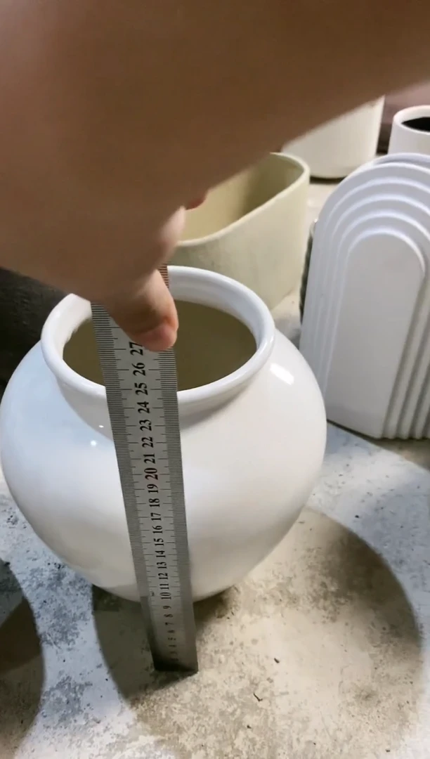 【闪购商品】陶瓷20CM以下34