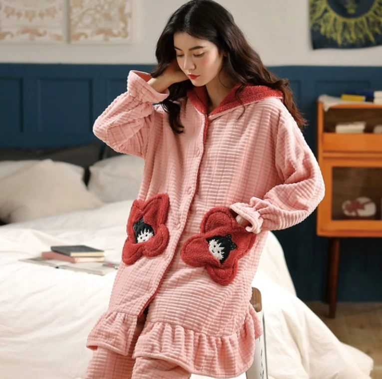 樱桃小丸子秋冬加绒加厚家居服长袖舒适保暖睡衣可外穿女袍套套装