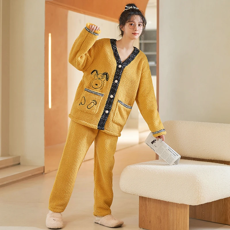 加厚加绒冬天新款睡衣女生宽松轻奢简约舒适时尚家居服套装可外穿
