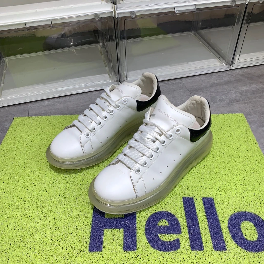 捡漏42码 麦昆气垫黑尾 95新配盒 899秒杀球鞋