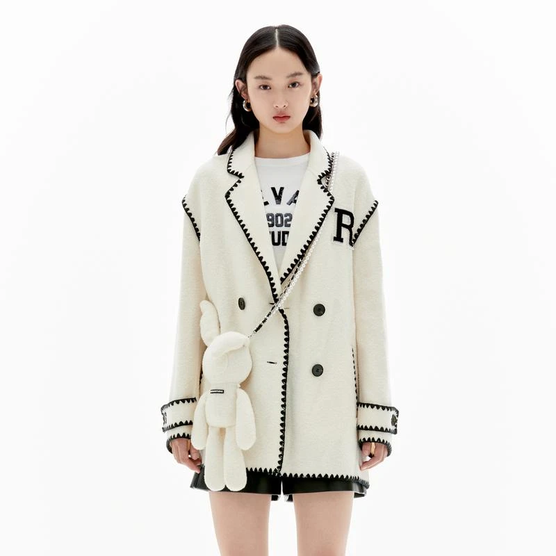 【备用链接】REVAN芮范冬季高级感小兔包大衣RU903045