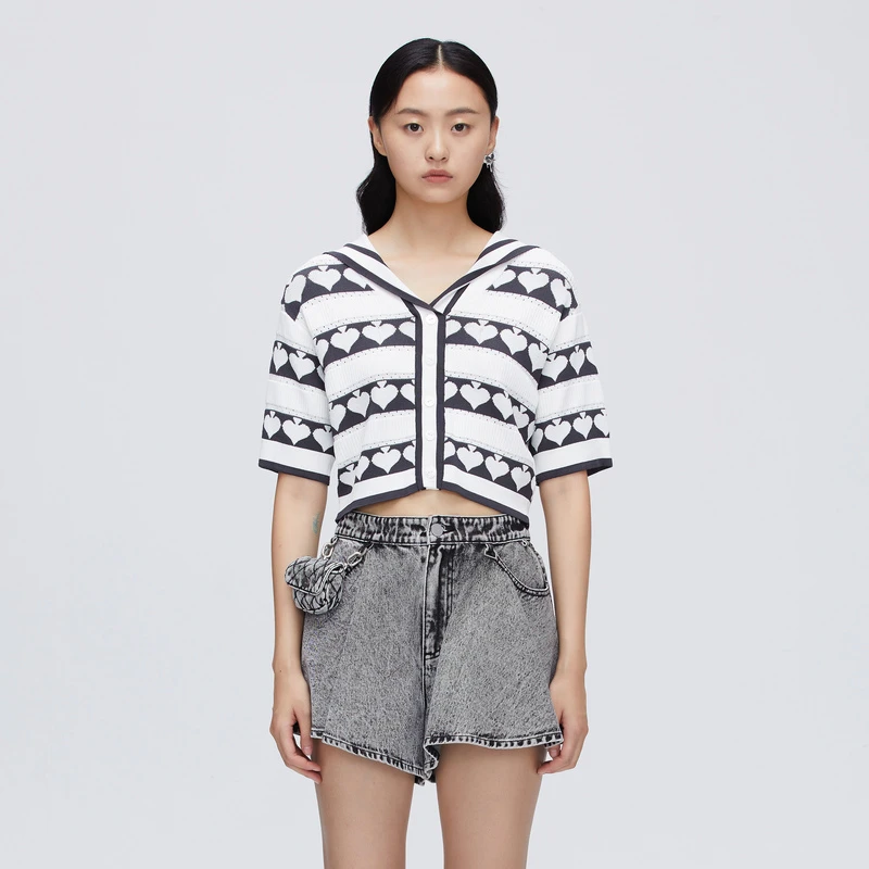 REVAN芮范春季海军领桃心毛衣开衫外套O10106289