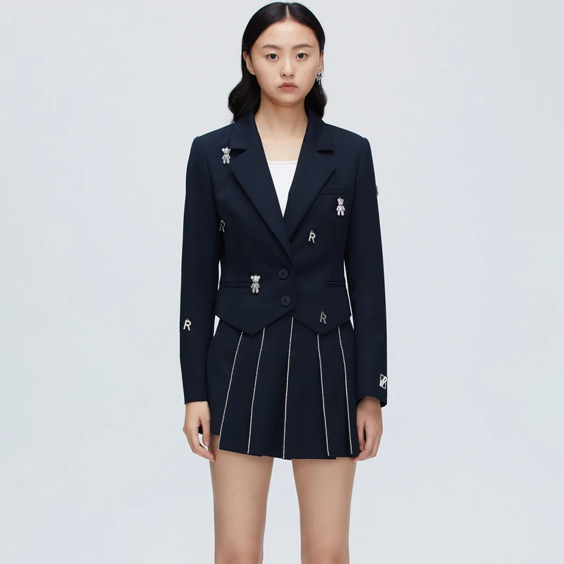 REVAN芮范春季钻链条压褶质感半裙O11501259