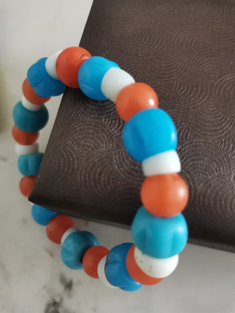 琉璃珠串，规格：0.8—1.1（cm）