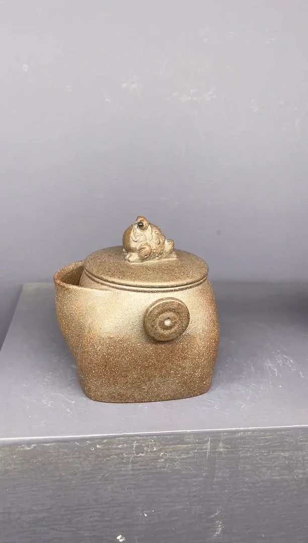 【闪购商品】紫砂茶壶岩中泥蛤蟆宝瓶 tf