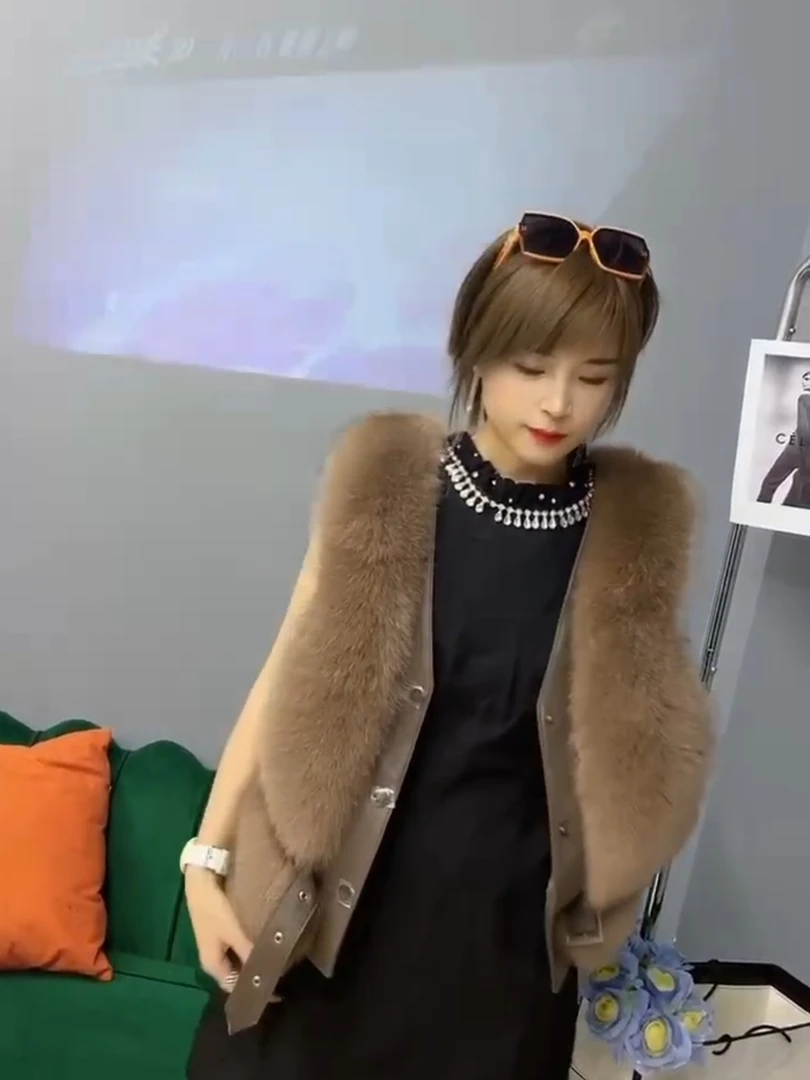 2023年秋冬季新款狐狸毛女装上衣马甲百搭修身韩版洋气海宁小款