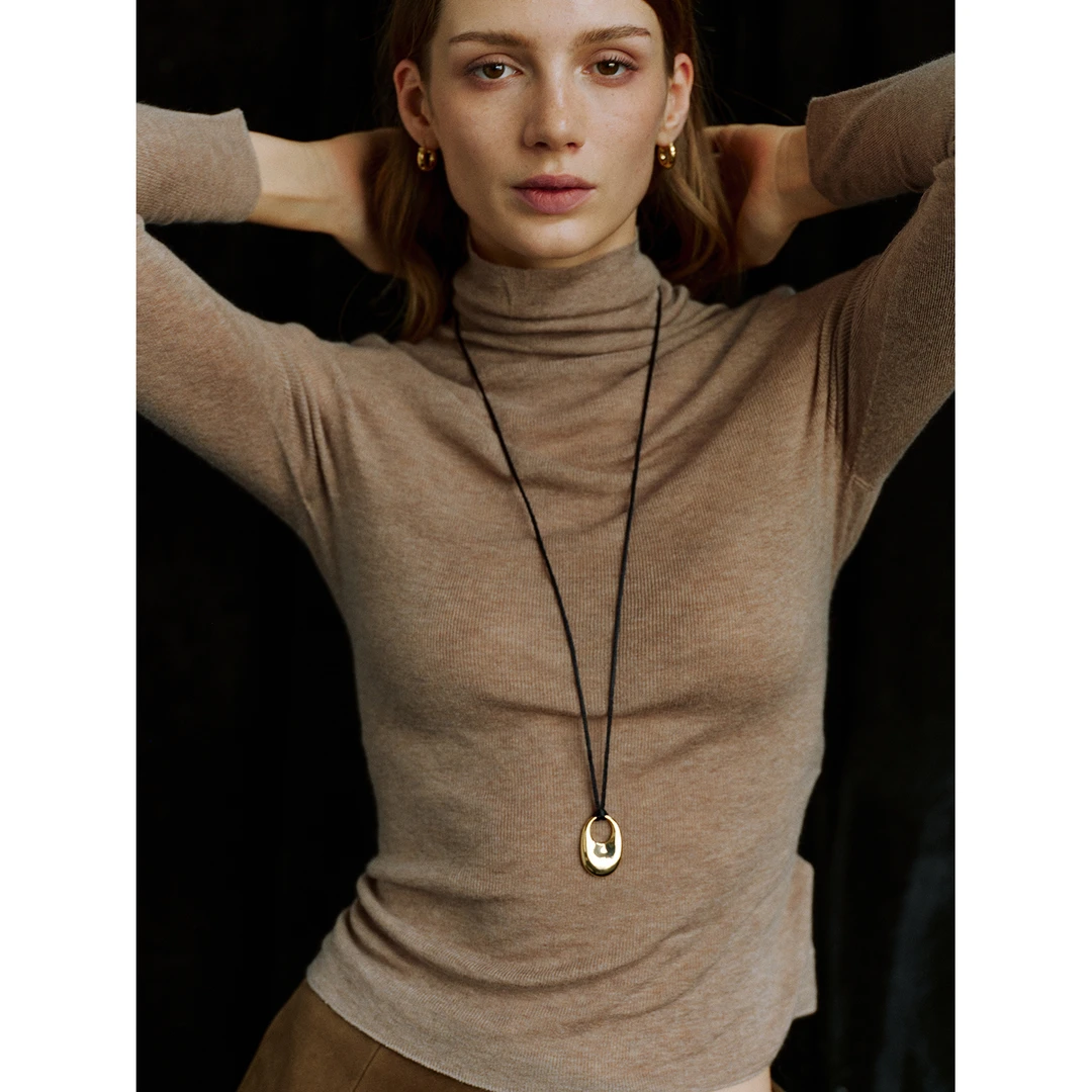 小岛微风 奢牌同源 进口三醋酸羊绒  无缝一体轻柔打底衫MY111501