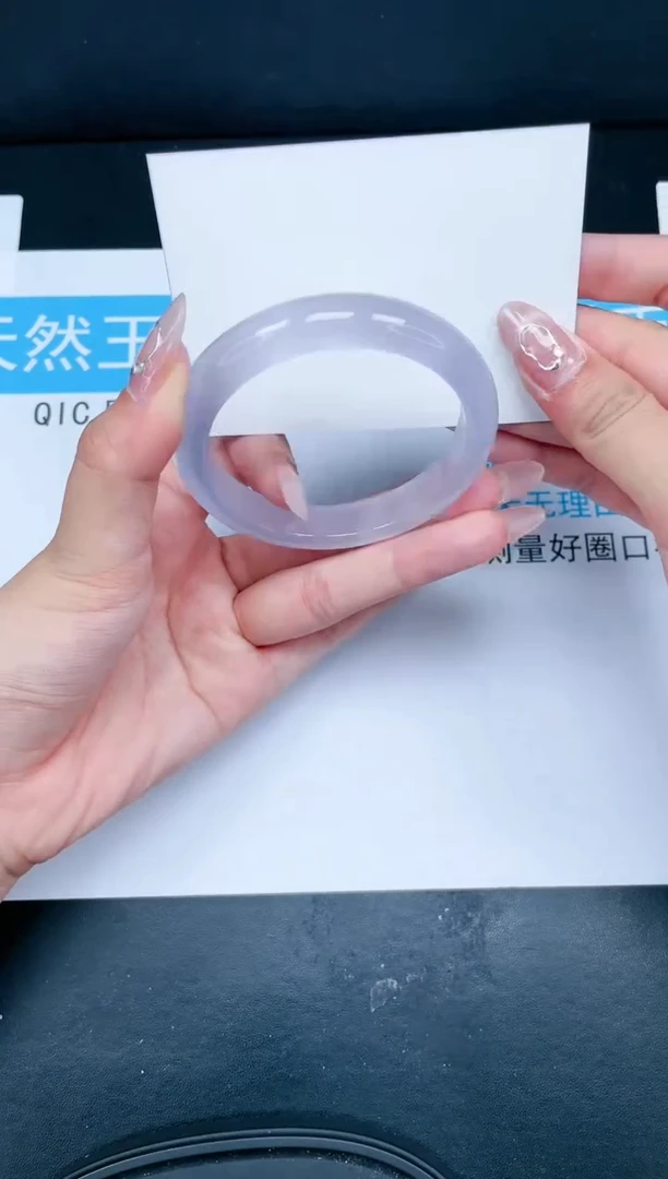 【闪购商品】石英质玉手镯未镶嵌108-56
