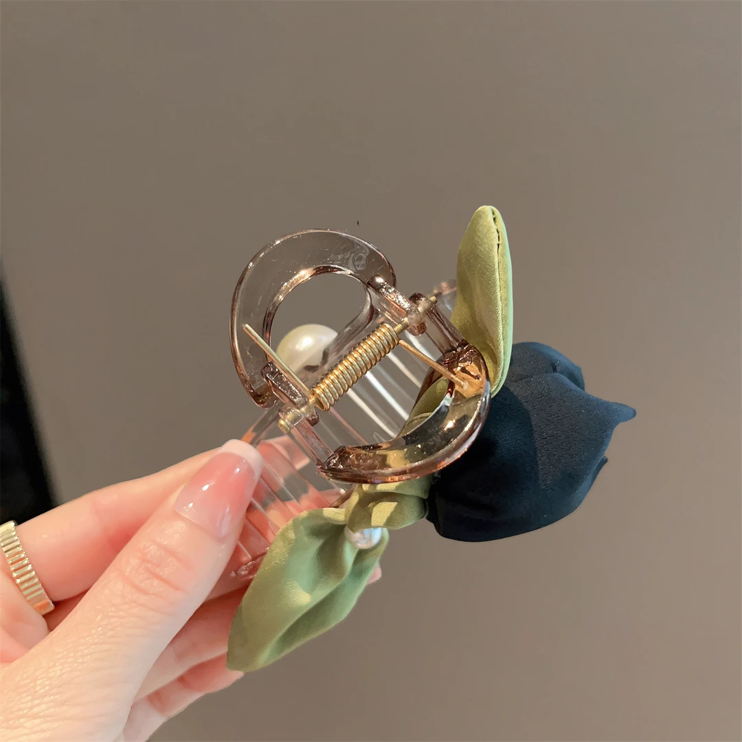 法式浪漫花朵复古气质发夹女2024新款后脑勺盘发鲨鱼夹