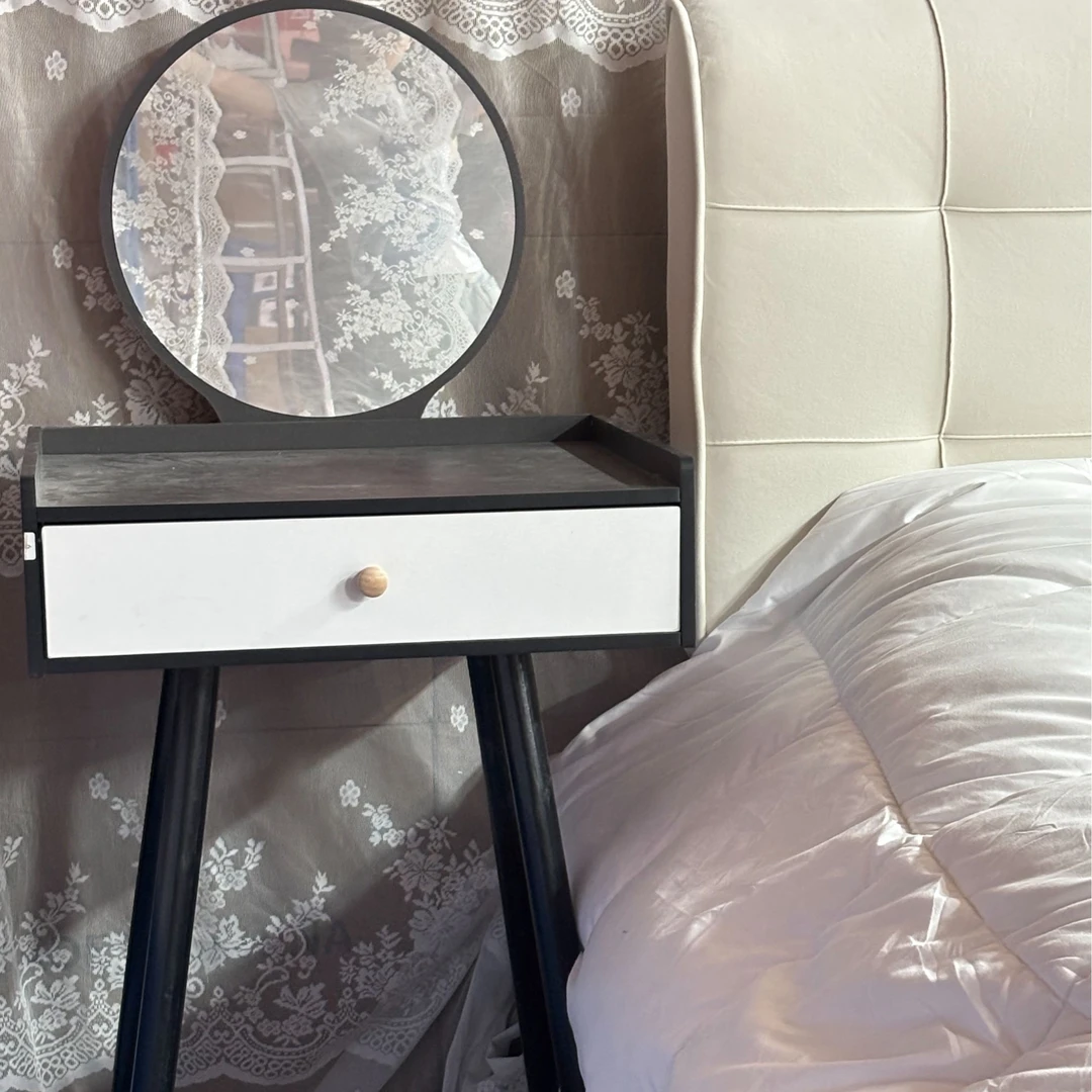 化妆桌轻奢高颜值北欧简约化妆桌家用SZ