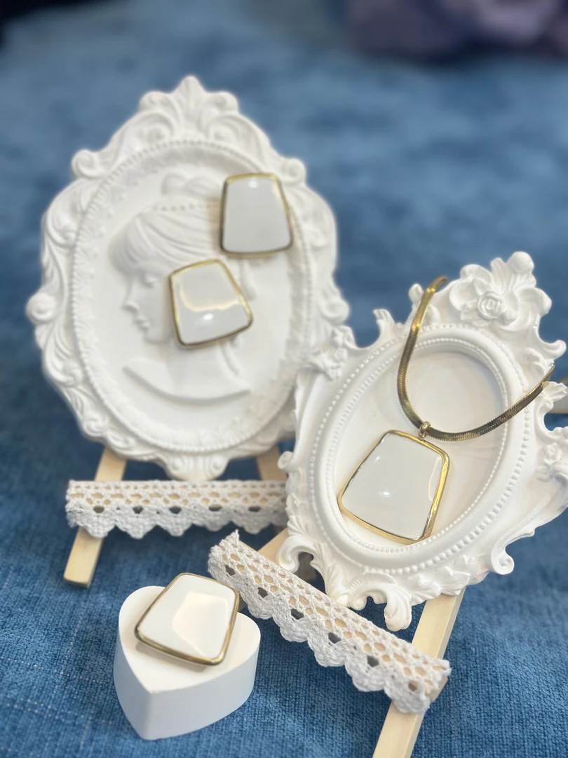 钛钢项链 钛钢简约气质方形法式三件套设计感复古小众精致