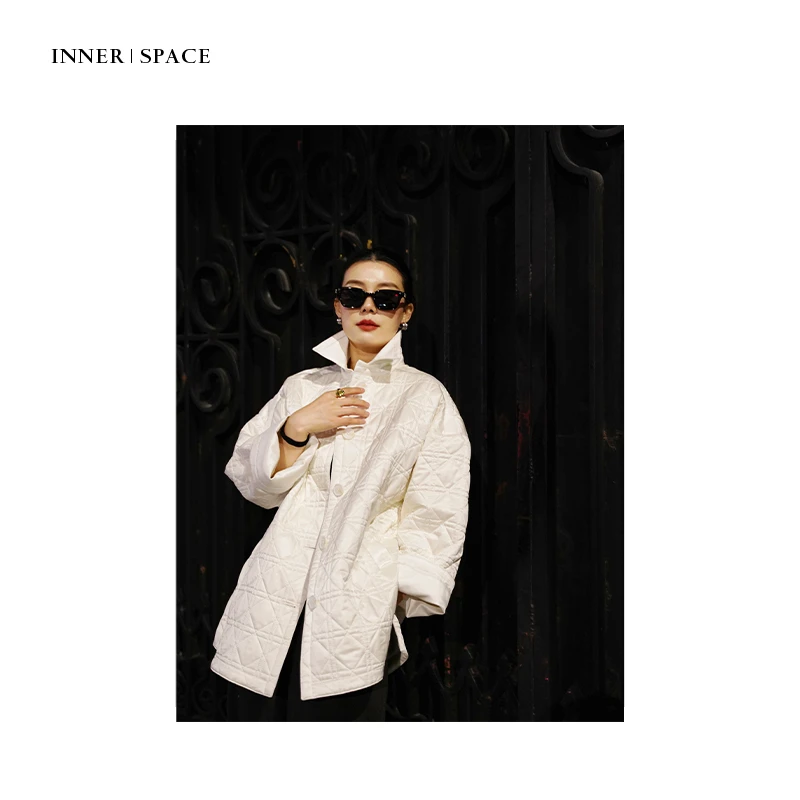 INNER｜SPACE气质抛光系列蚕丝服 经典阔版几何美学绗线蚕丝填充服