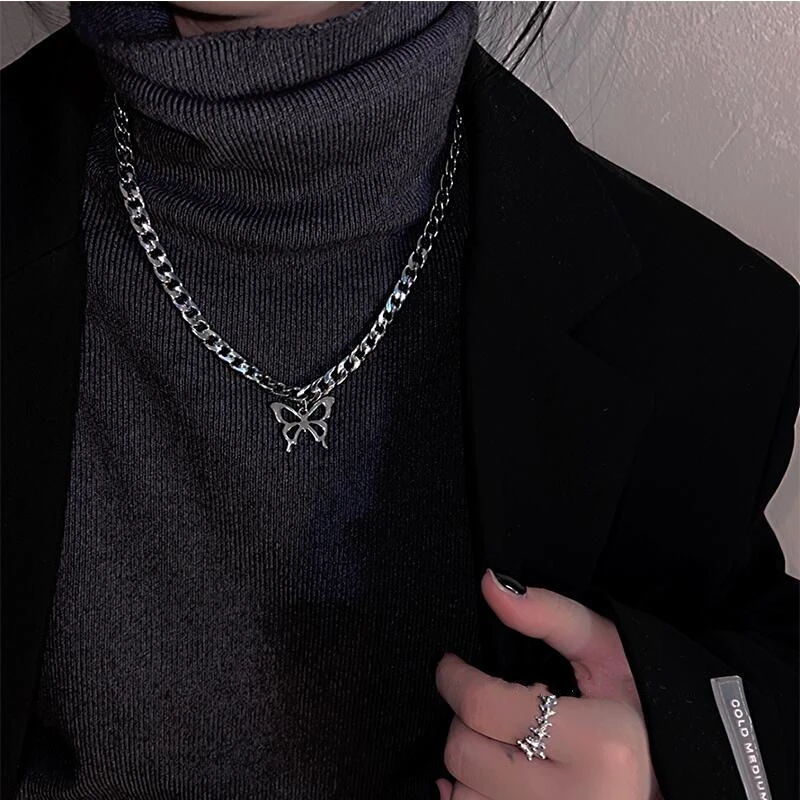 合金吊坠 甜酷蝴蝶项链女ins嘻哈高级冷淡风简约锁骨男潮小众辣