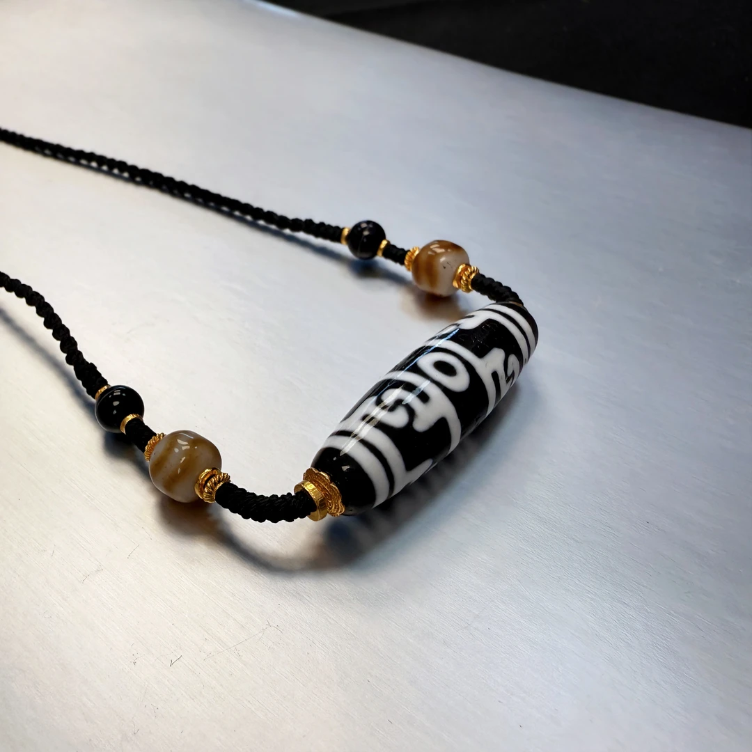 莲师三眼天珠项链（五月火活动 拉萨直发多样性发）DU241201004