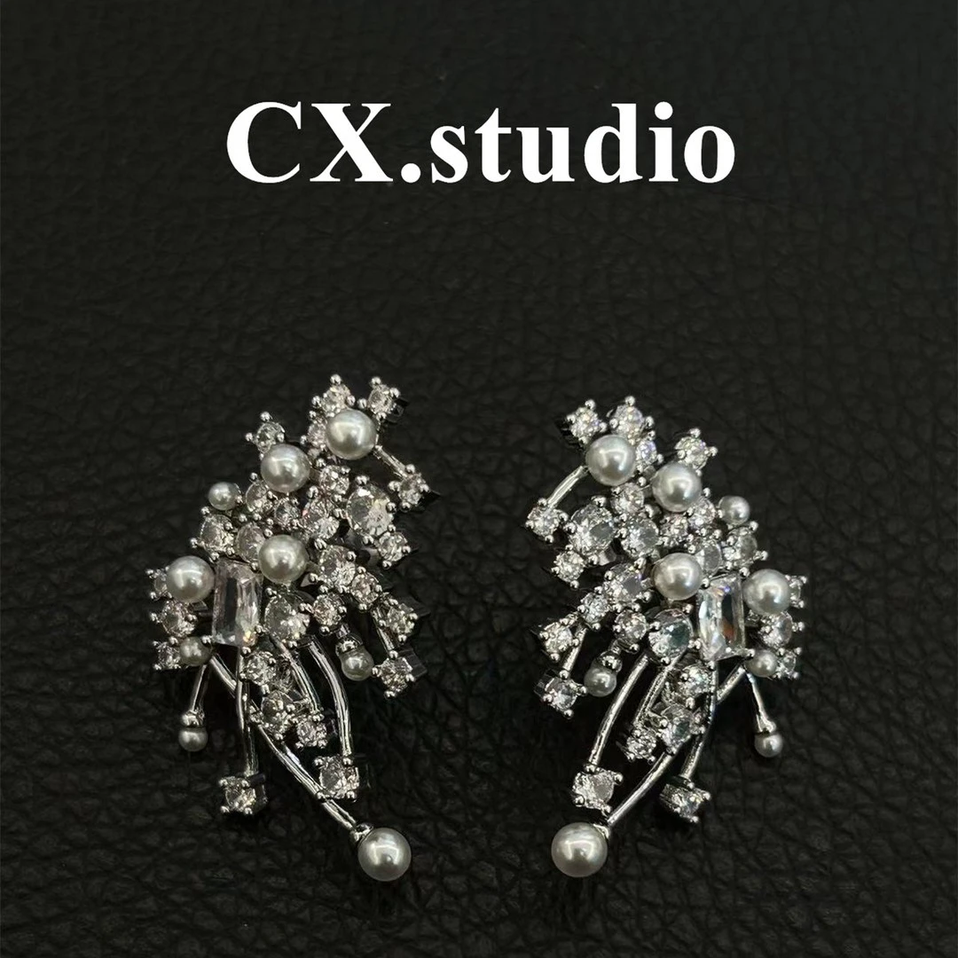 铜合金耳饰 铜合金合成锆石 银色小星云耳钉8033