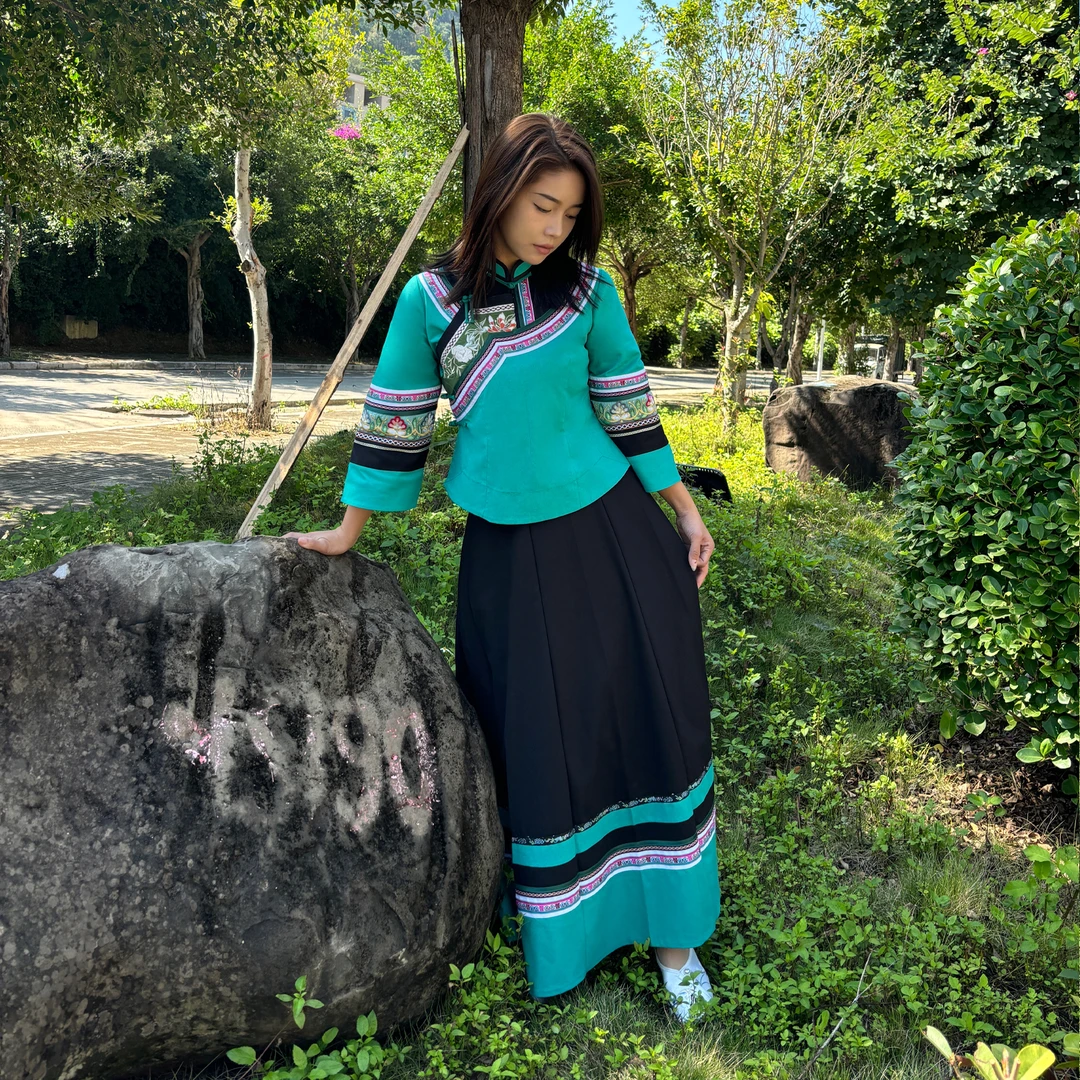 布依族壮族少数民族服饰套装贵州广西云南民族风传统刺绣百色文山