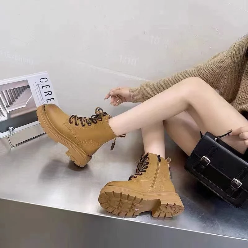 韩系小众.轻奢复古爆款炸街百搭马丁靴 L60