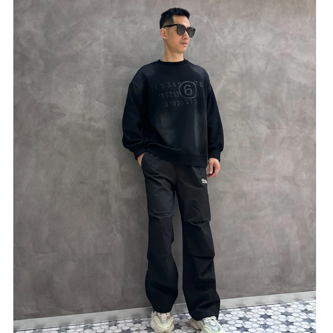 男士黑色休闲舒适潮流卫衣美式长袖运动高街宽松圆领秋季