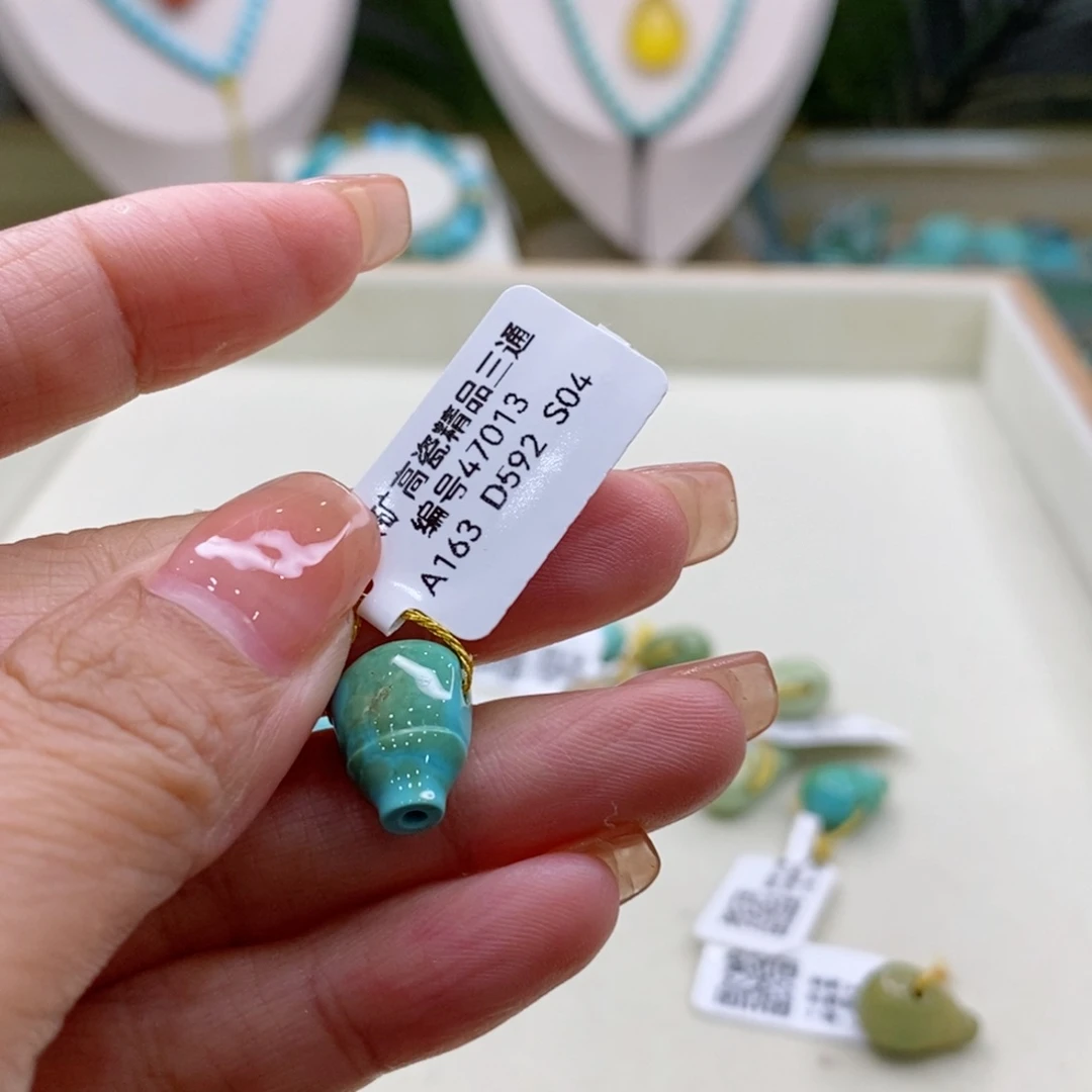 绿松石珠宝奇石未镶嵌