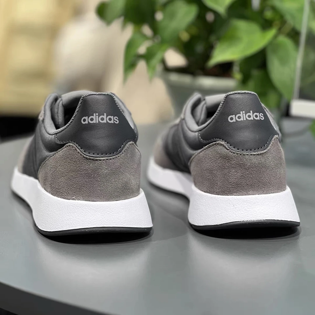 Adidas阿迪达斯男鞋RUN新款耐磨舒适跑步鞋百搭运动休闲鞋GX1740