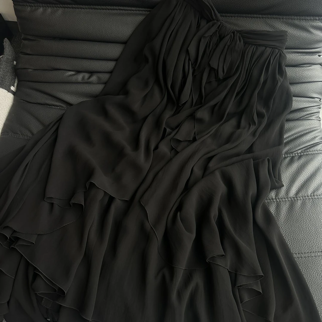 95新 Chanel/香奈儿 Chanel香奈儿黑色蝴蝶结半桑蚕丝半身裙