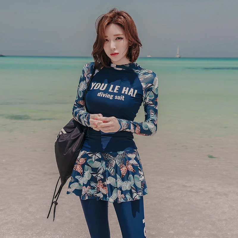 2024新款游泳衣女沙滩印花分体防晒遮肚显瘦保守型温泉泳装潜水服
