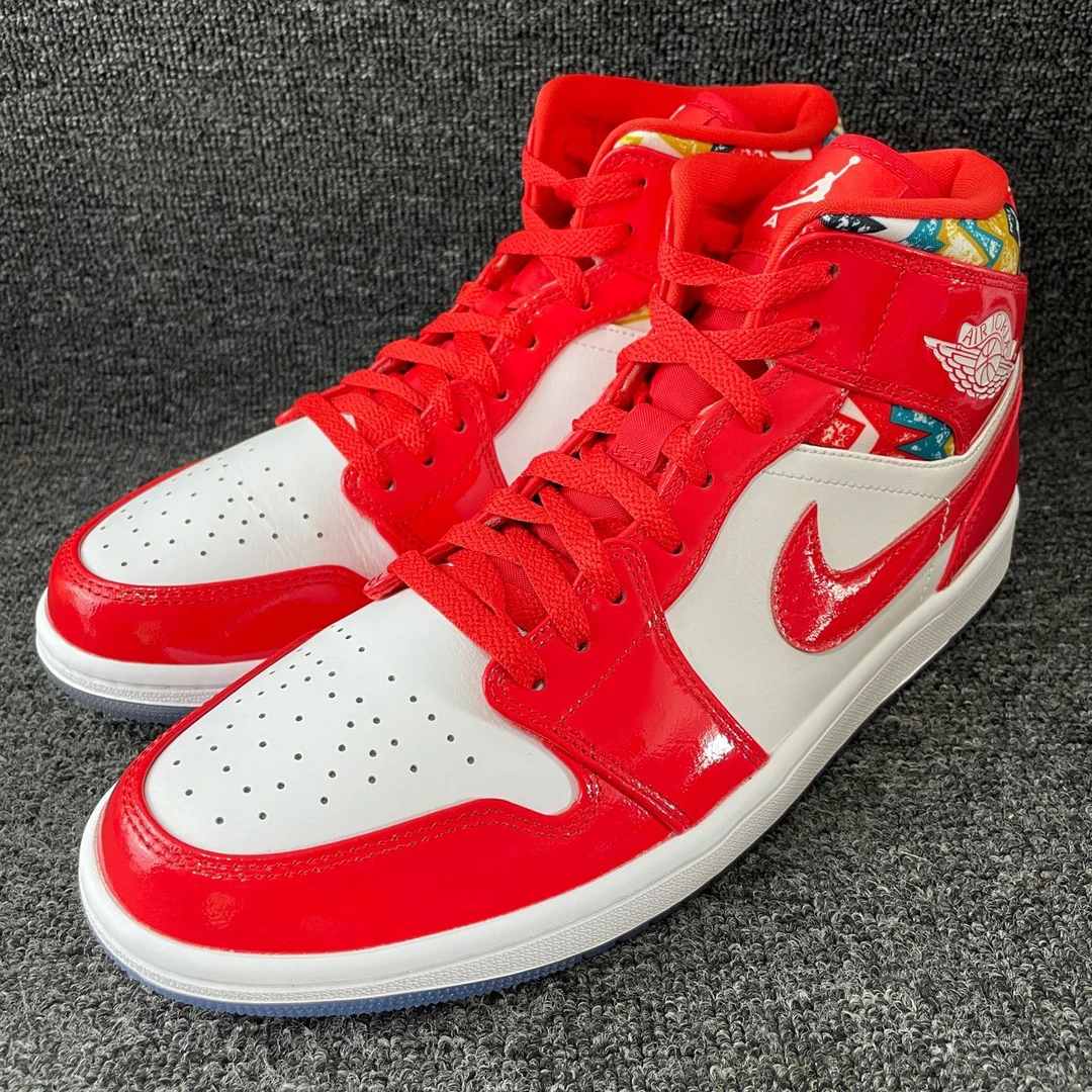45码 AJ1红白 配鞋垫 公价1367 篮球鞋编号5521