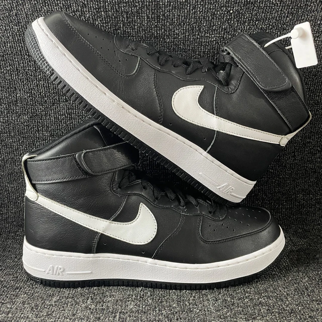 44码 AF1黑 公价1999 篮球鞋编号2340