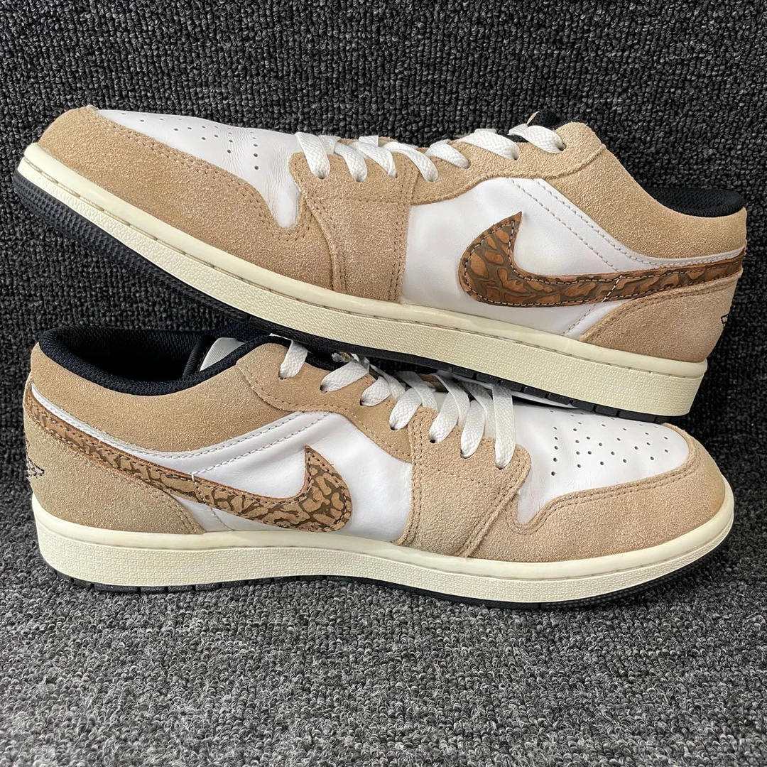 44码 AJ1白棕 公价799 篮球鞋编号4882