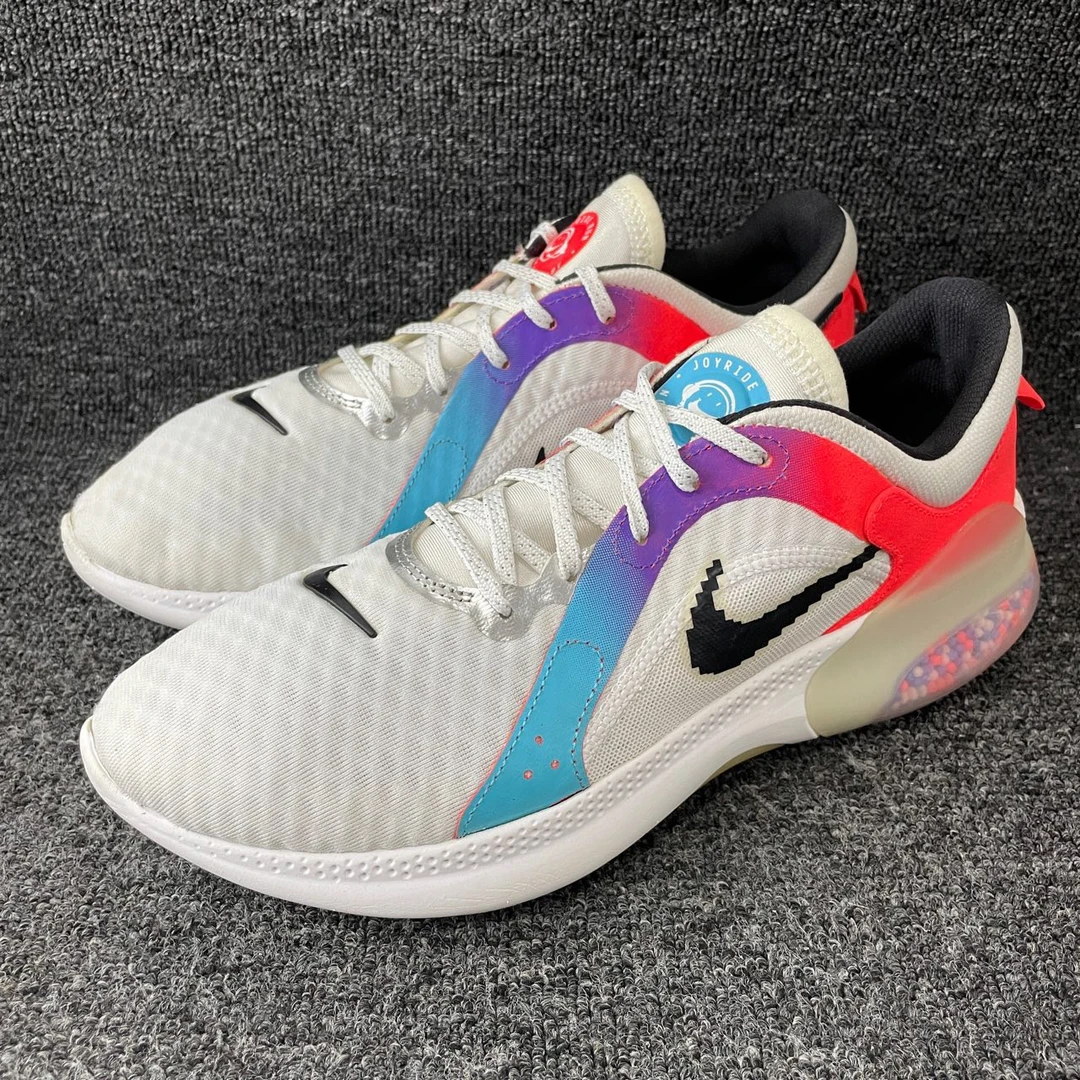 42.5码 Run2白蓝红 公价1499 篮球鞋编号5627