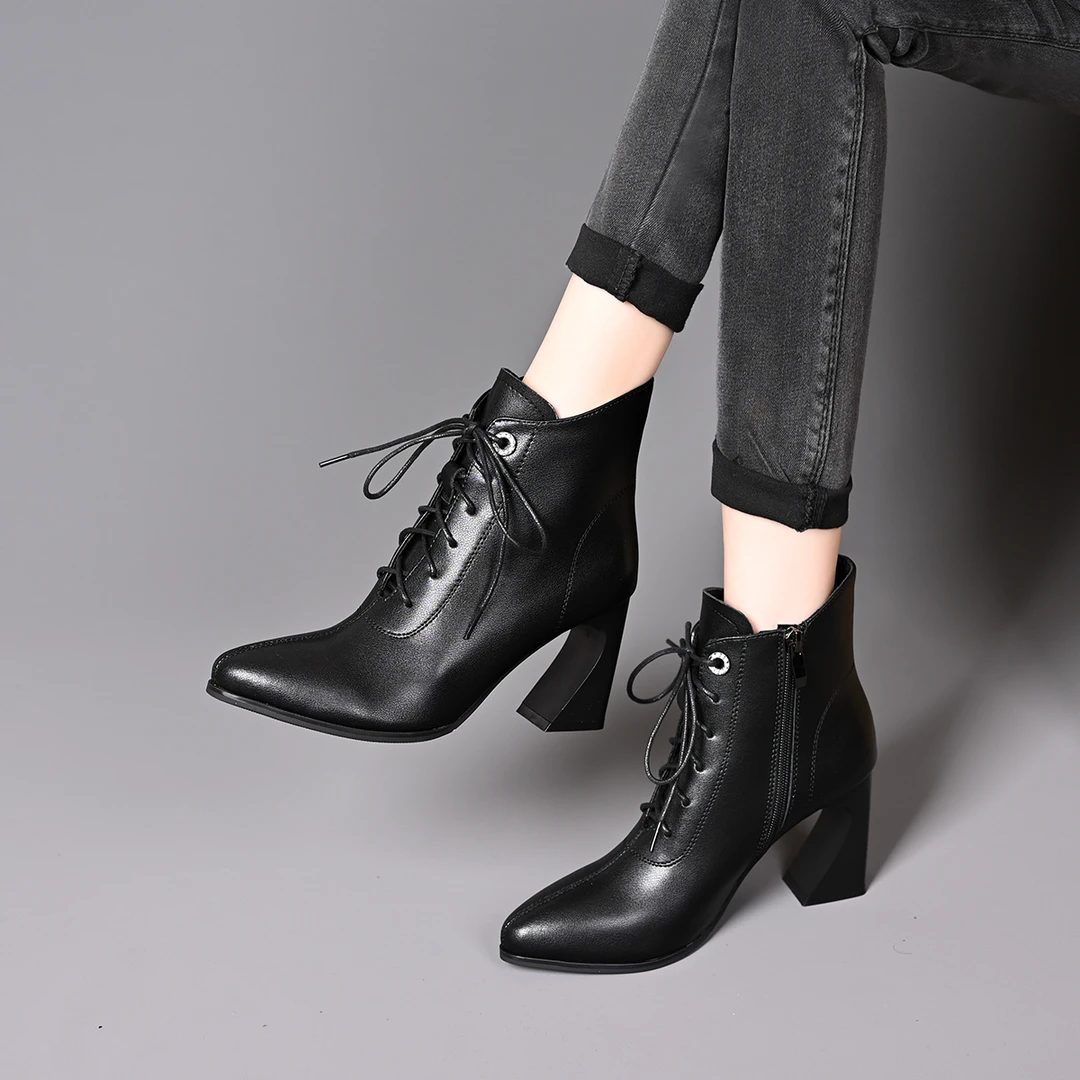系带粗跟女鞋2024新款秋冬高跟加绒时装靴马丁靴时尚短靴子