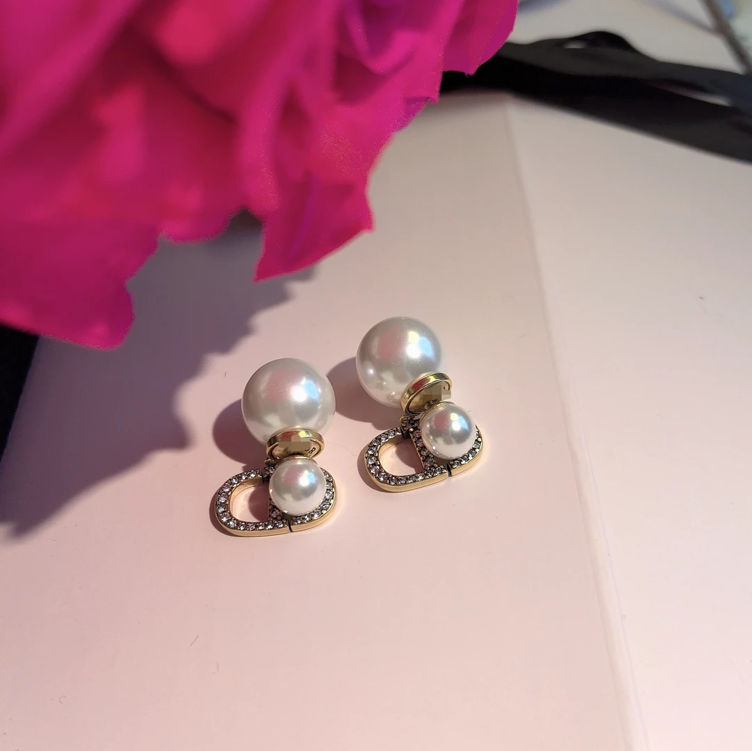 铜合金仿珍珠耳饰 韦雪同款耳钉贝珠气质