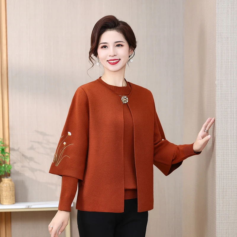 妈妈春秋装针织两件套洋气2024新款中老年女装秋季时尚开衫套装