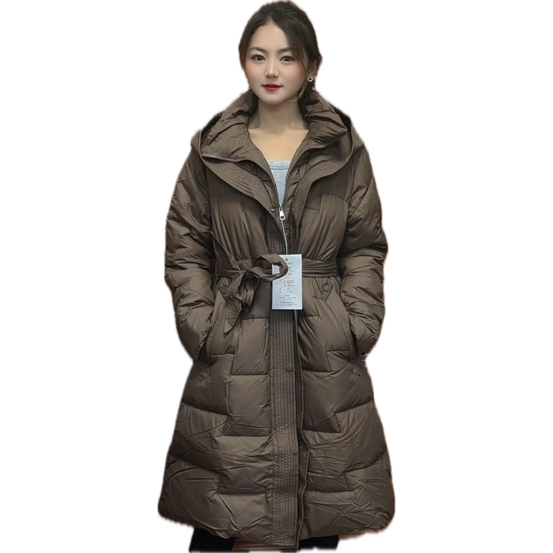 冬季气质长款羽绒服女中长款加厚保暖百搭服饰