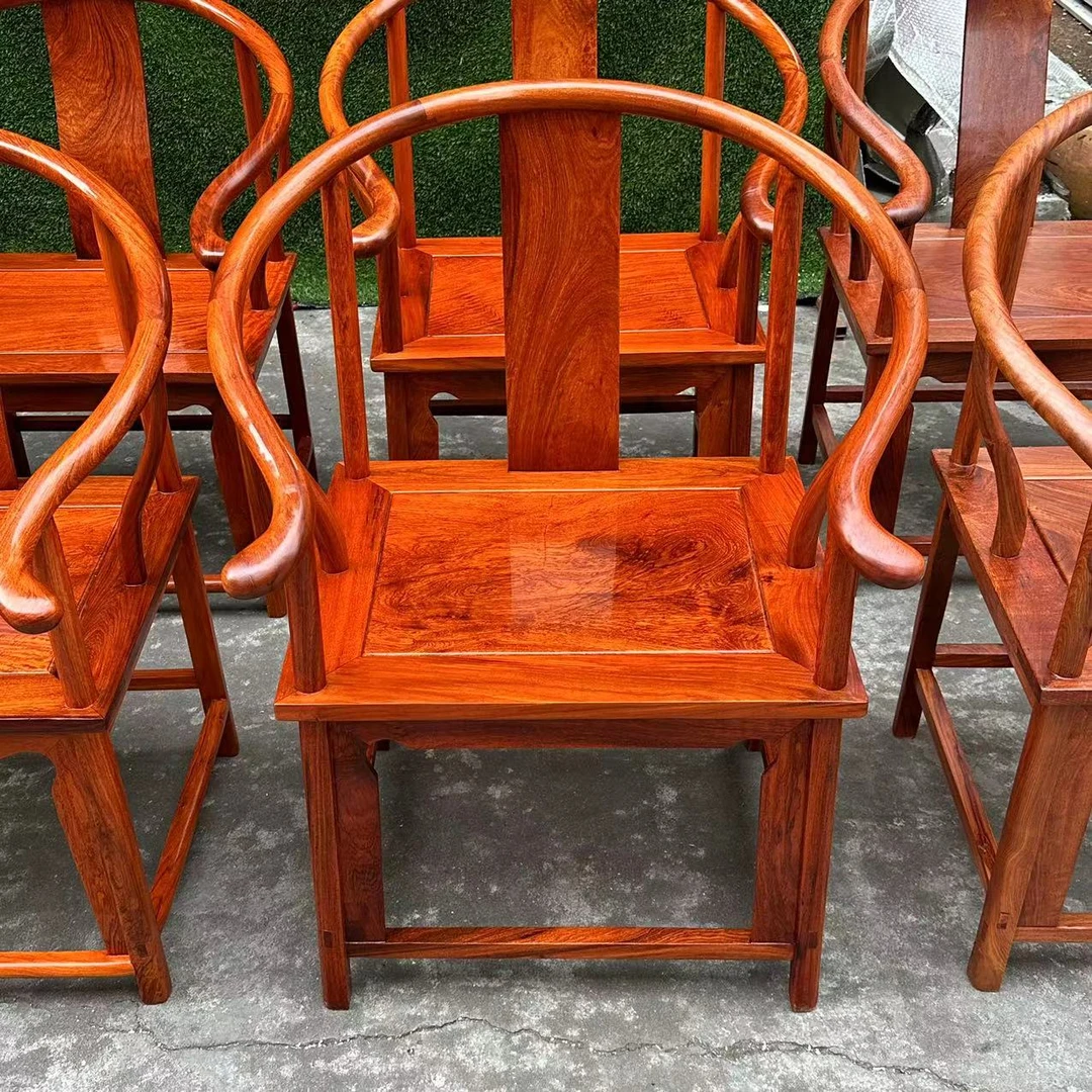 红木:缅花独板圈椅