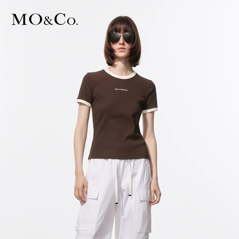 MOCO春季撞色边标语印花修身显瘦竖纹短袖T恤MBC1TEEK01