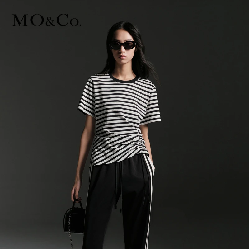 MOCO春季设计感捏褶收腰黑白条纹短袖棉质T恤MBD1TEET21