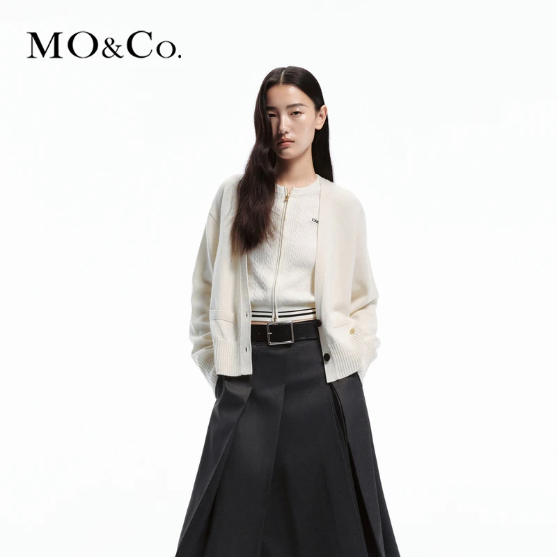 MOCO绵羊毛×山羊绒MOCO春金属标针织开衫MBD1CART02