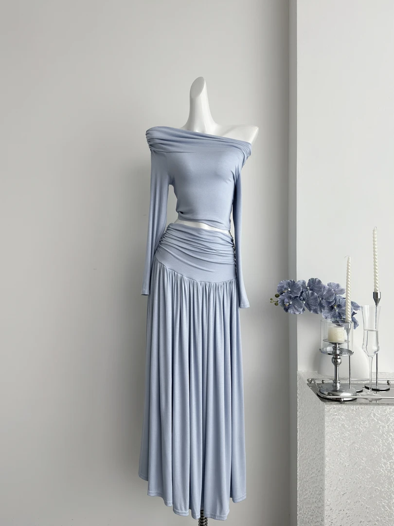 法式纯欲风一字肩修身短款长袖上衣女秋季高腰褶皱半身长裙两件套