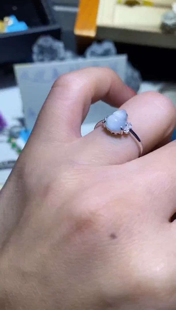 【闪购商品】翡翠戒指18K金镶嵌1