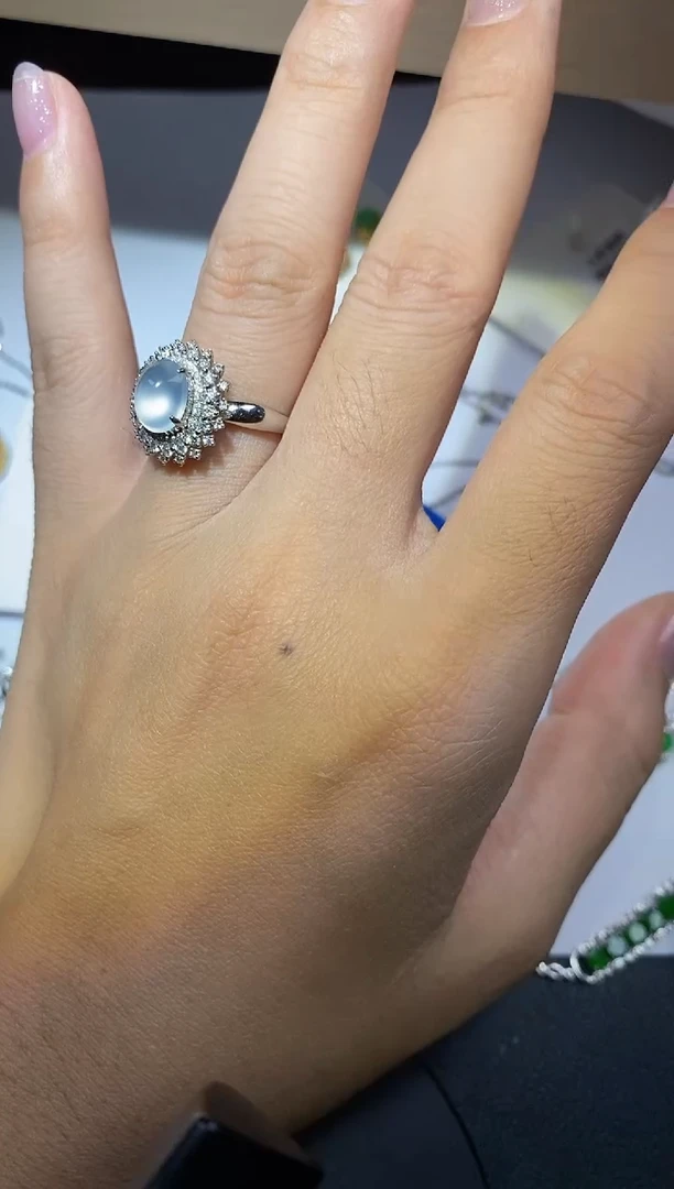 【闪购商品】翡翠戒指18K金镶嵌18k金戒指