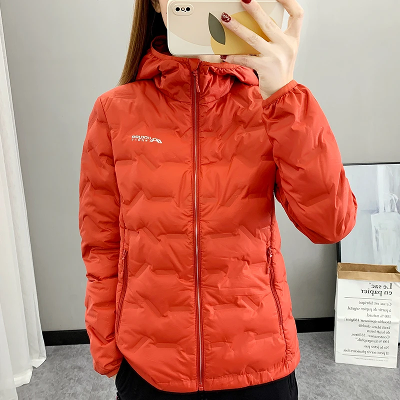 豹迹秋冬新款时尚户外运动女士连帽羽绒服轻薄保暖防风休闲外套女
