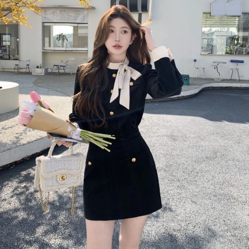 哇噢法式洋气小香风套装女秋季撞色蝴蝶结外套上衣搭中长半身裙两