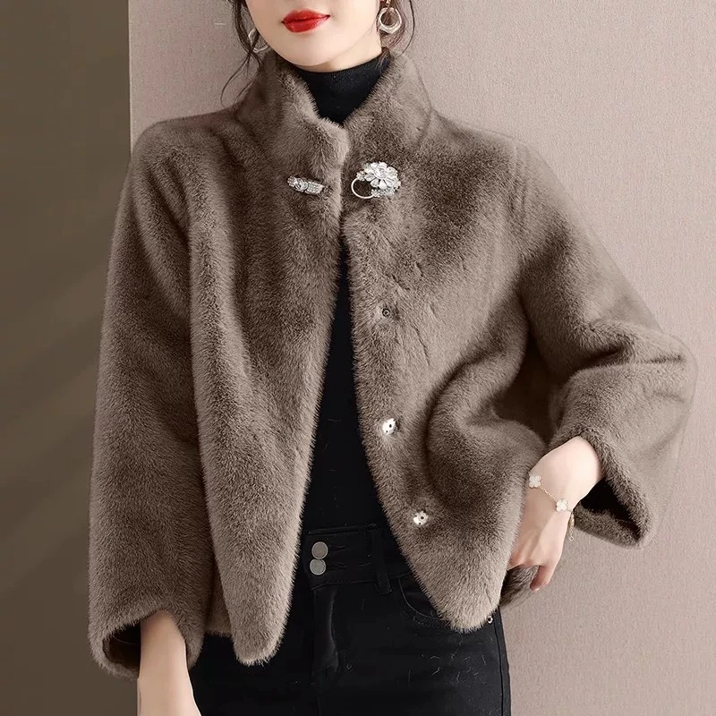 中年妈妈洋气冬装加绒加厚外套轻奢大衣保暖时尚显年轻大气外套